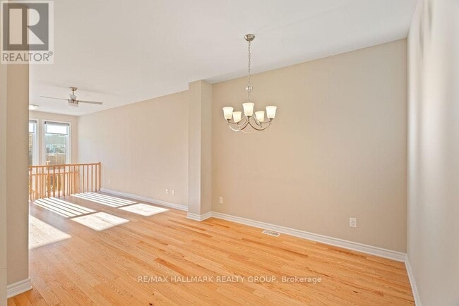 Building Photo - 366 Alasken Dr