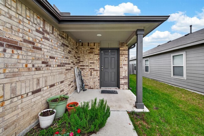 Foto del edificio - 10411 Meadow Saffron Dr