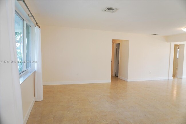 Foto del edificio - 7700 NW 16th Ct