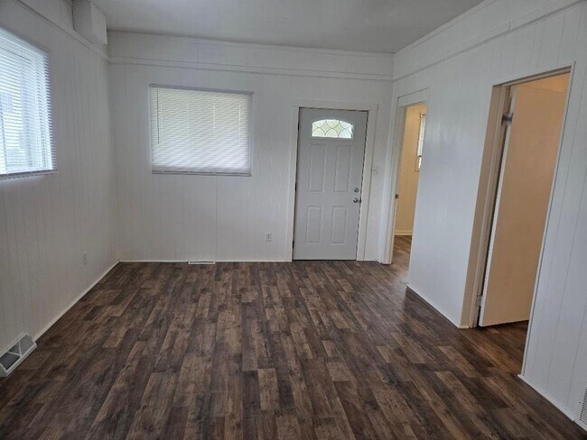 Foto del edificio - 814 S Porter St