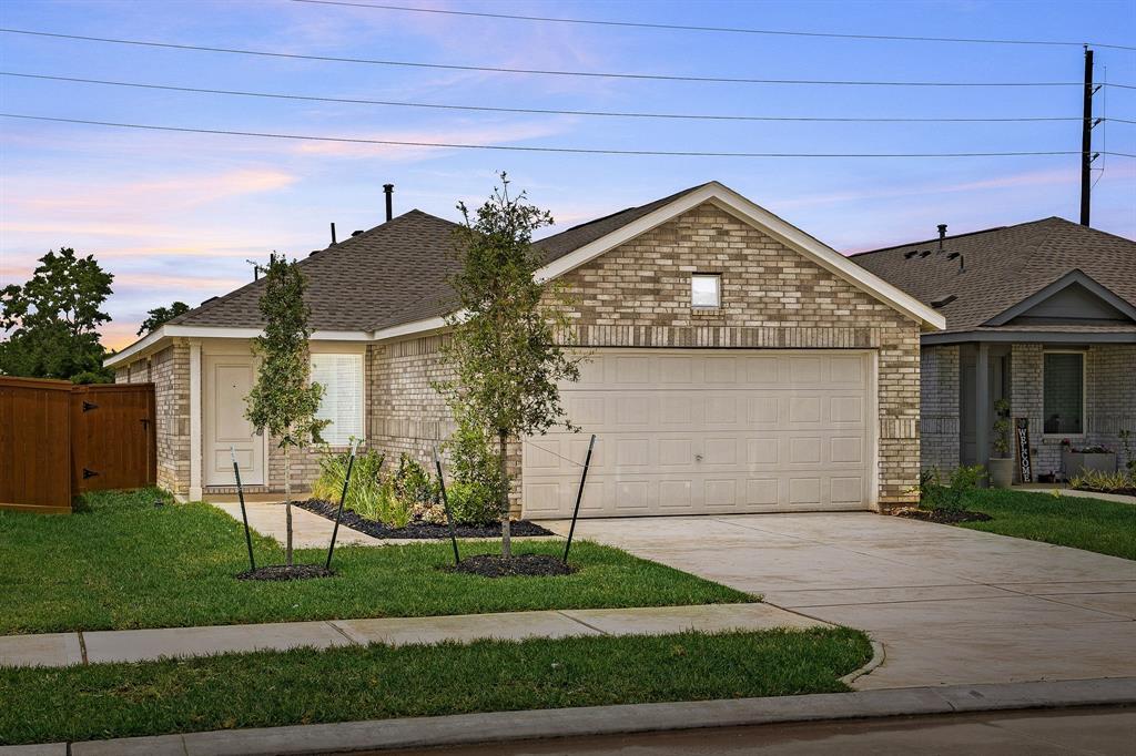 Foto principal - 27418 Sweetwater Bay Dr