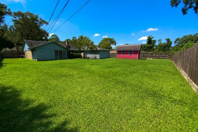 Building Photo - 2519 River Ridge