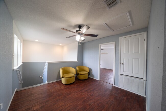 Foto del edificio - 9131 Canter Horse