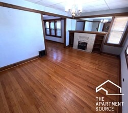 Building Photo - 3117 N Mango Ave