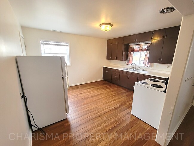 Foto del edificio - 1106 S Bahnson Ave