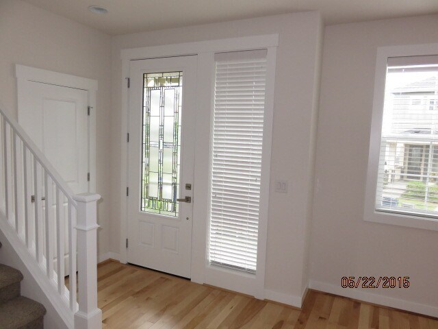 Building Photo - 3 Bedroom 2.5 Bath Home in Issaquah Highlands