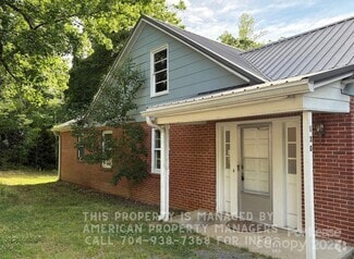 Building Photo - 130 Lilly Ave