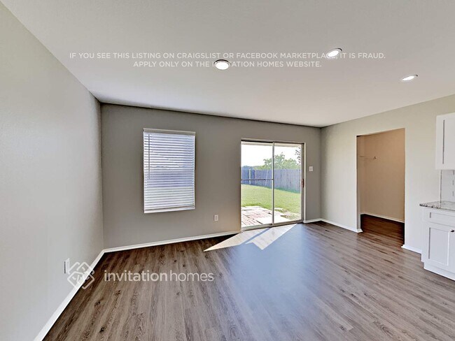 Foto del edificio - 1729 Vineridge Ln
