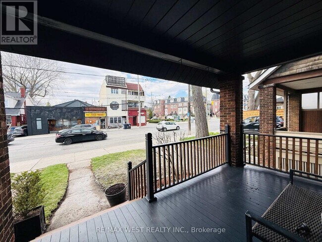 Photo du bâtiment - 123 Kingston Rd
