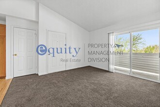 Building Photo - 8040 Copperfield Pl