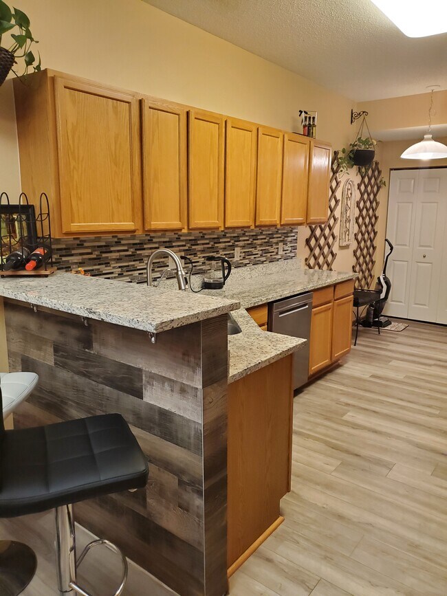 cocina renovada - 862 Princeton Ave