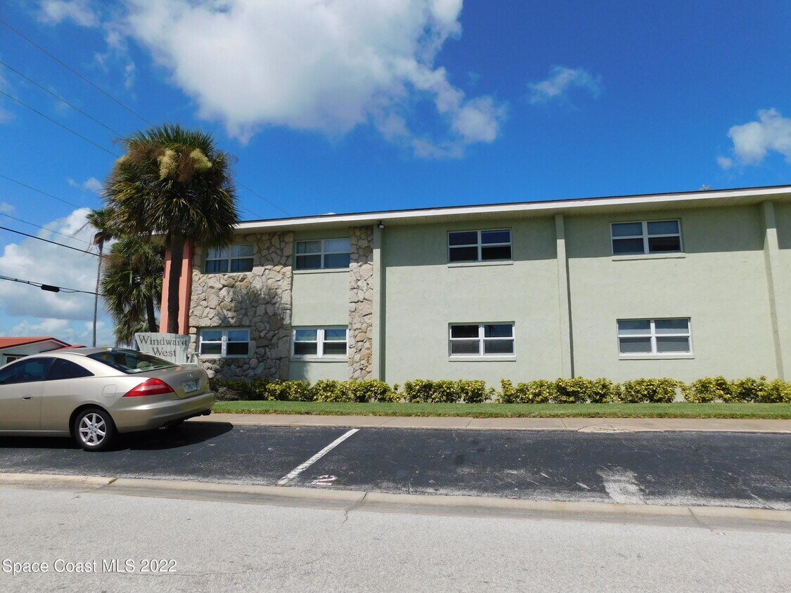 Primary Photo - 5600 N Banana River Blvd