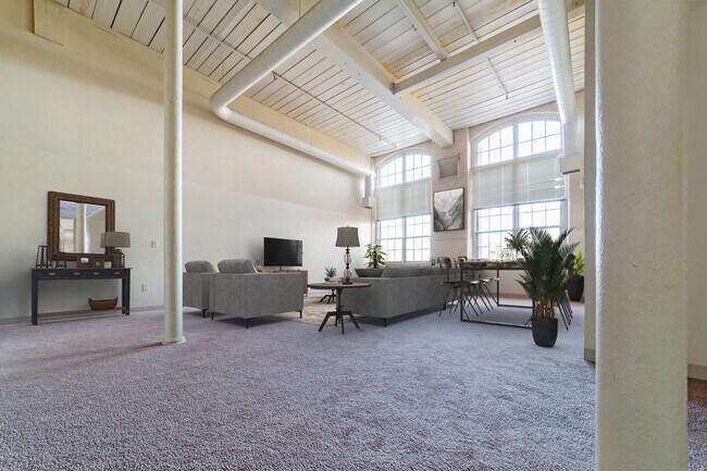 Building Photo - 120 Ingell St