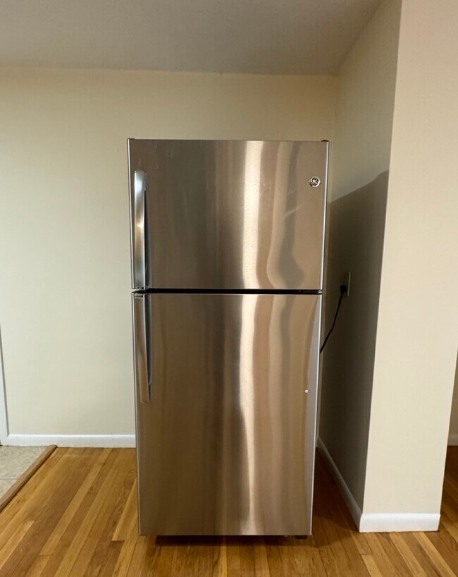 Foto del edificio - 73 Parkman St