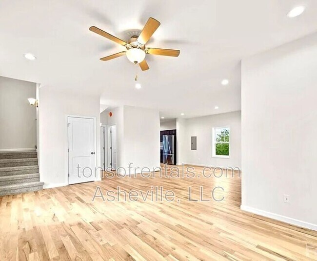 Foto del edificio - 7 Berry Crst Ln