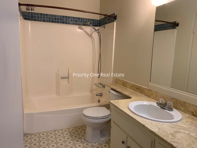 Building Photo - 12247 Wilsey Way