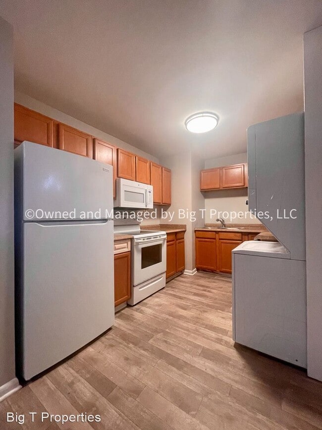 Building Photo - 3 br, 2 bath House - 16 Taylor Dr