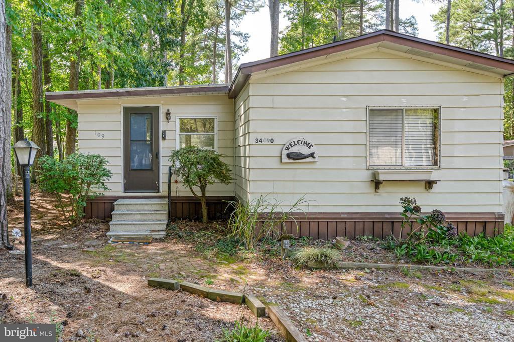 Primary Photo - 34490 Virginia Dr