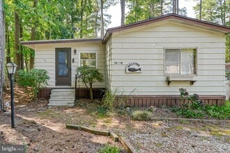 Building Photo - 34490 Virginia Dr