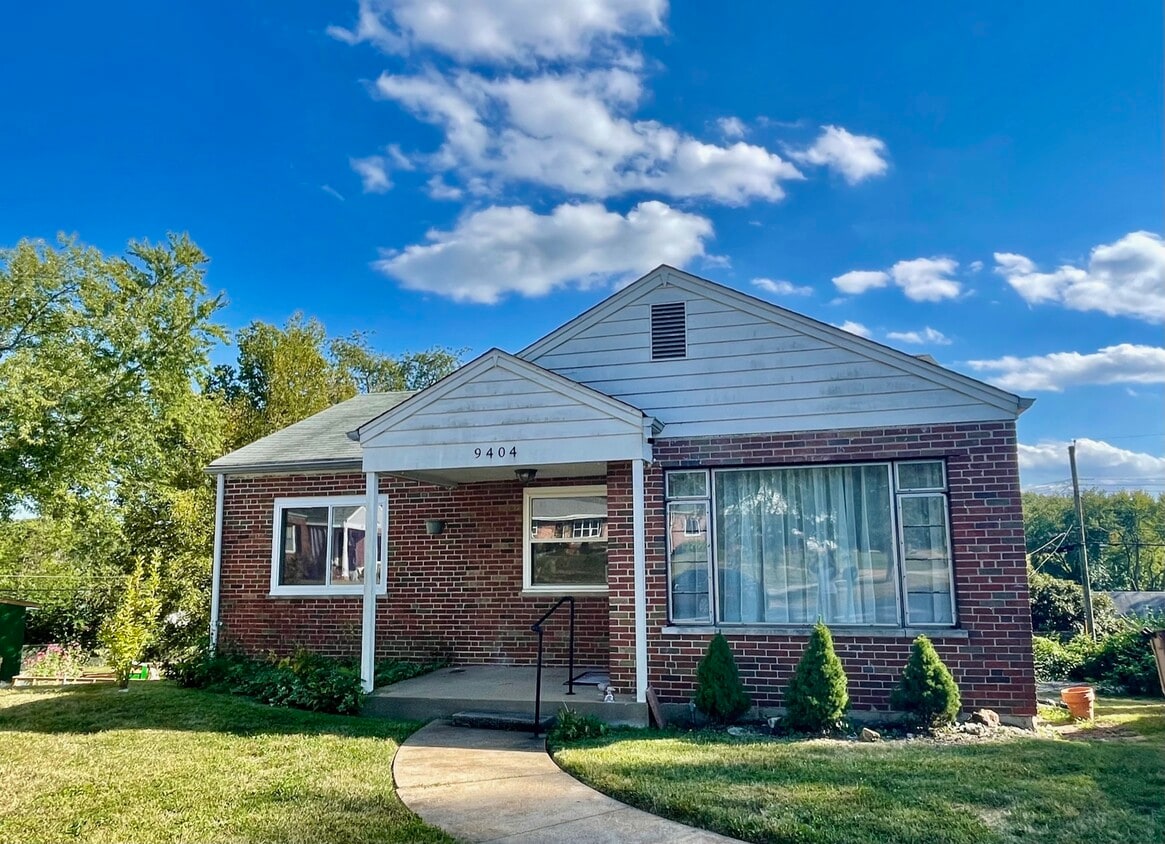 9404 High Hill Ct, Saint Louis, MO 63126 House Rental in Saint Louis