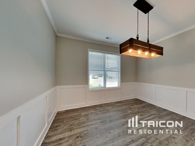 Building Photo - 26 Fish Whistle Ct