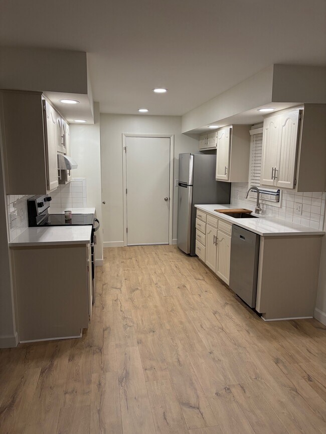 Foto del edificio - 1411 W Highland St