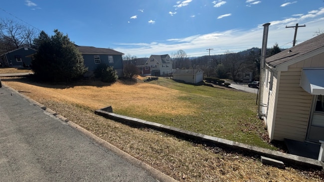 Building Photo - 477 Hudson St