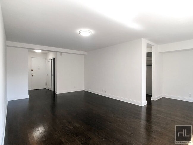Building Photo - EAST 56 STREET