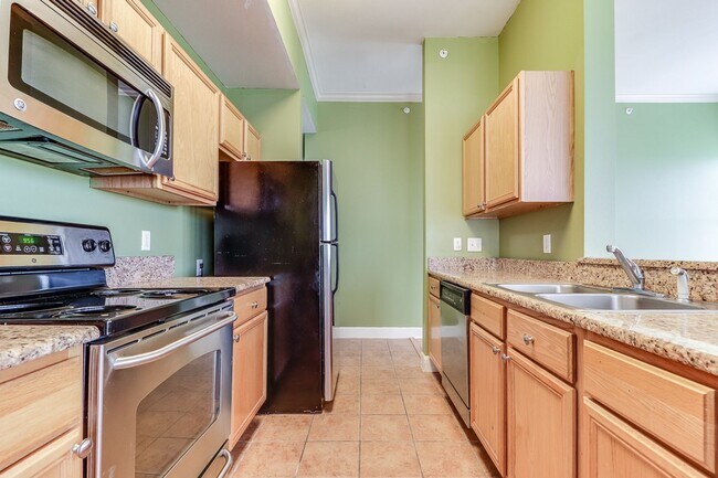 Foto del edificio - 2 bedroom Condo in River Ranch!