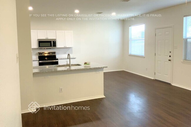 Building Photo - 1609 White Dove Ln
