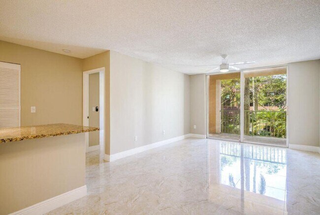 Building Photo - 140 Yacht Club Way