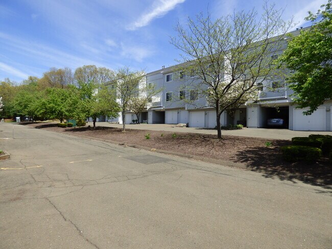 Building Photo - 81 Stephen Barberino Way