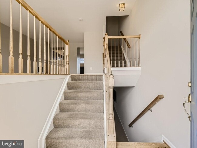 Foto del edificio - 7943 River Rock Way