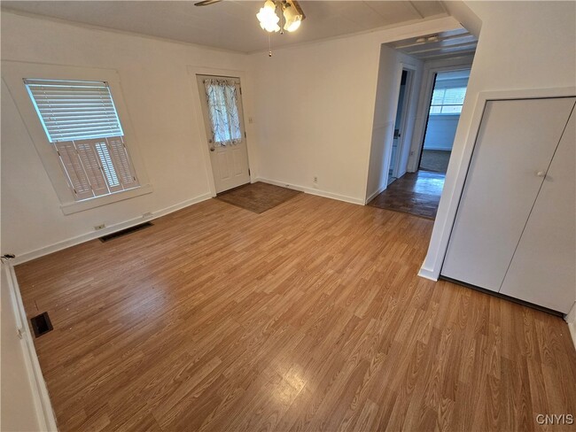 Building Photo - 206 South St