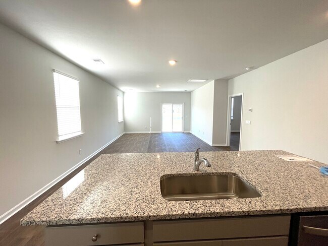 Building Photo - 927 Woodside Creek Ln