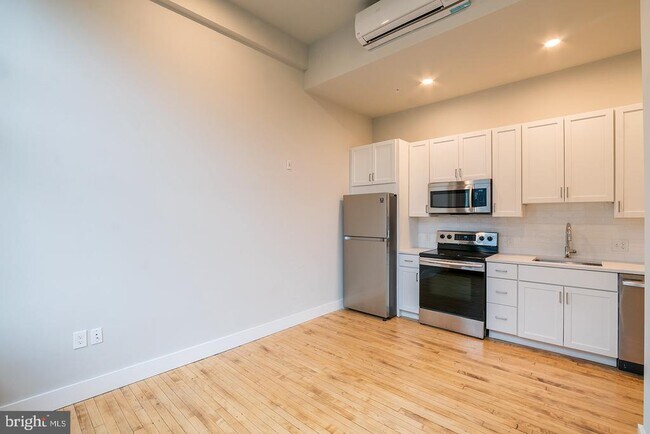Foto del edificio - 1300 S 19th St