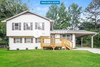 Building Photo - 9194 Greenwood Dr