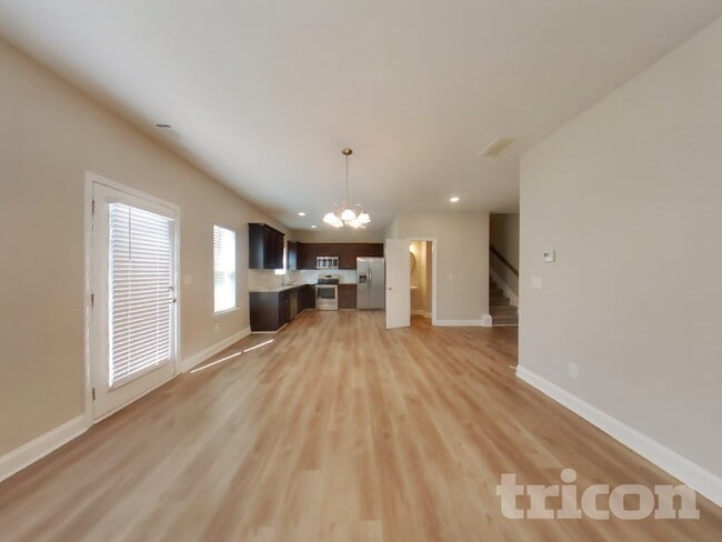 Foto del edificio - 1013 Eldon Ln