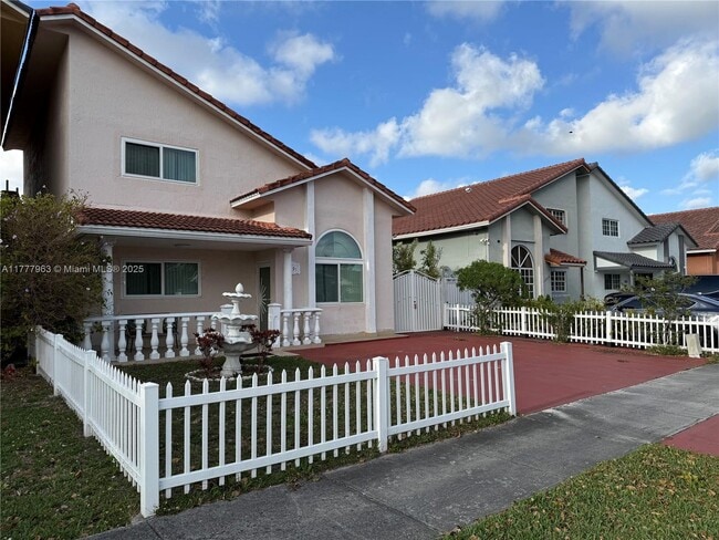 Foto del edificio - 7891 SW 9th Terrace