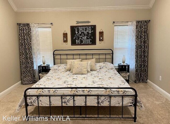 Building Photo - 4 br, 2 bath House - 308 Nandina Dr