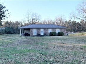 Building Photo - 189 Brandon Rd