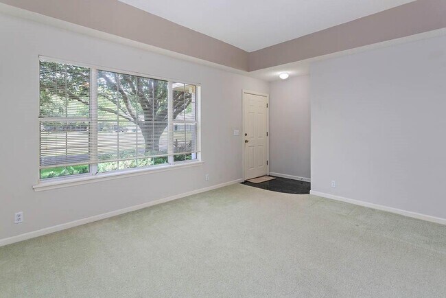 Building Photo - 220 Snapper Trail