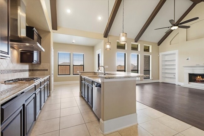 Building Photo - 20111 Redondo Valley Dr