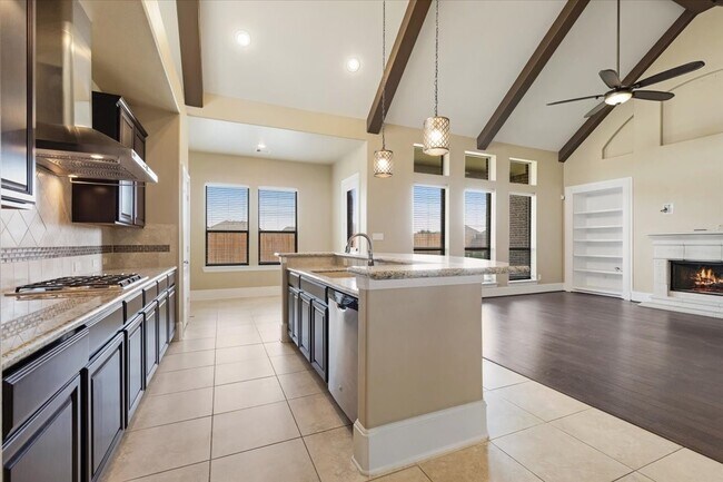 Foto del edificio - 20111 Redondo Valley Dr