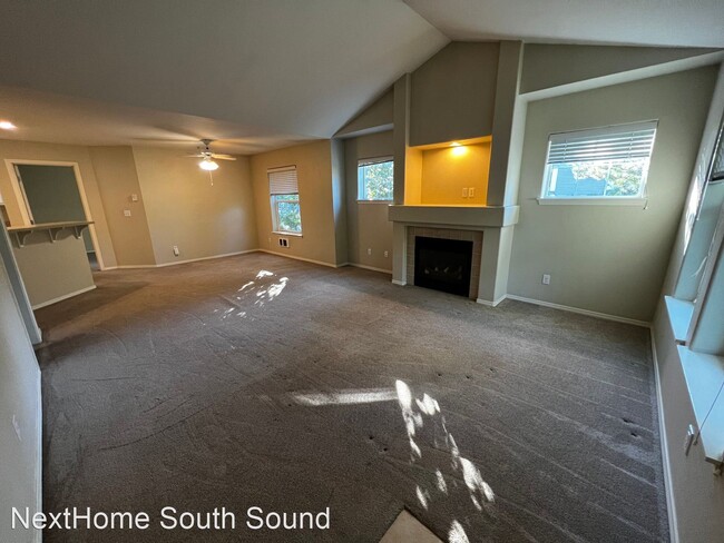 Building Photo - 2 br, 2 bath House - 1816 Kennedy Place