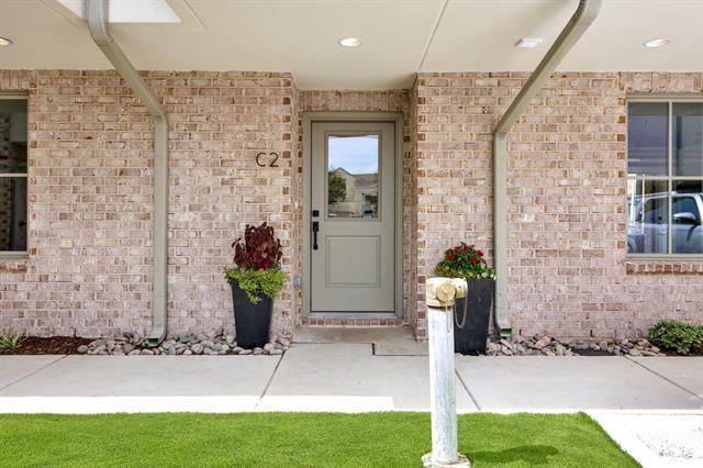 Foto del edificio - 4116 University Blvd