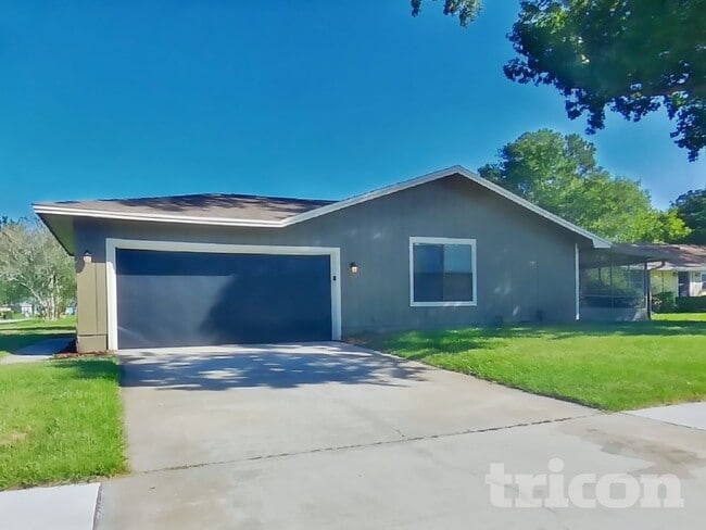 Building Photo - 7091 Beechfern Ln S