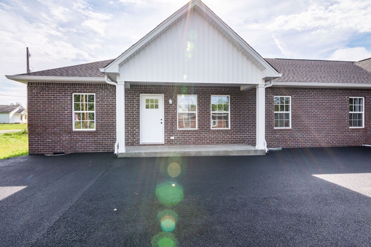 Foto principal - 725 Oak St