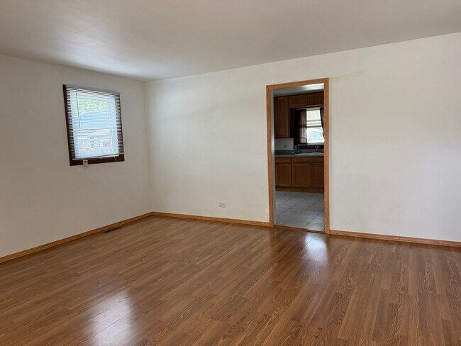 Foto del edificio - 723 S Lake St