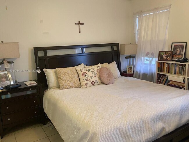 Foto del edificio - 6196 NW 170th Ln